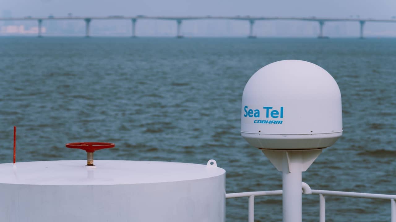 Flat High Performance Starlink dish compared to standard dish on vessel