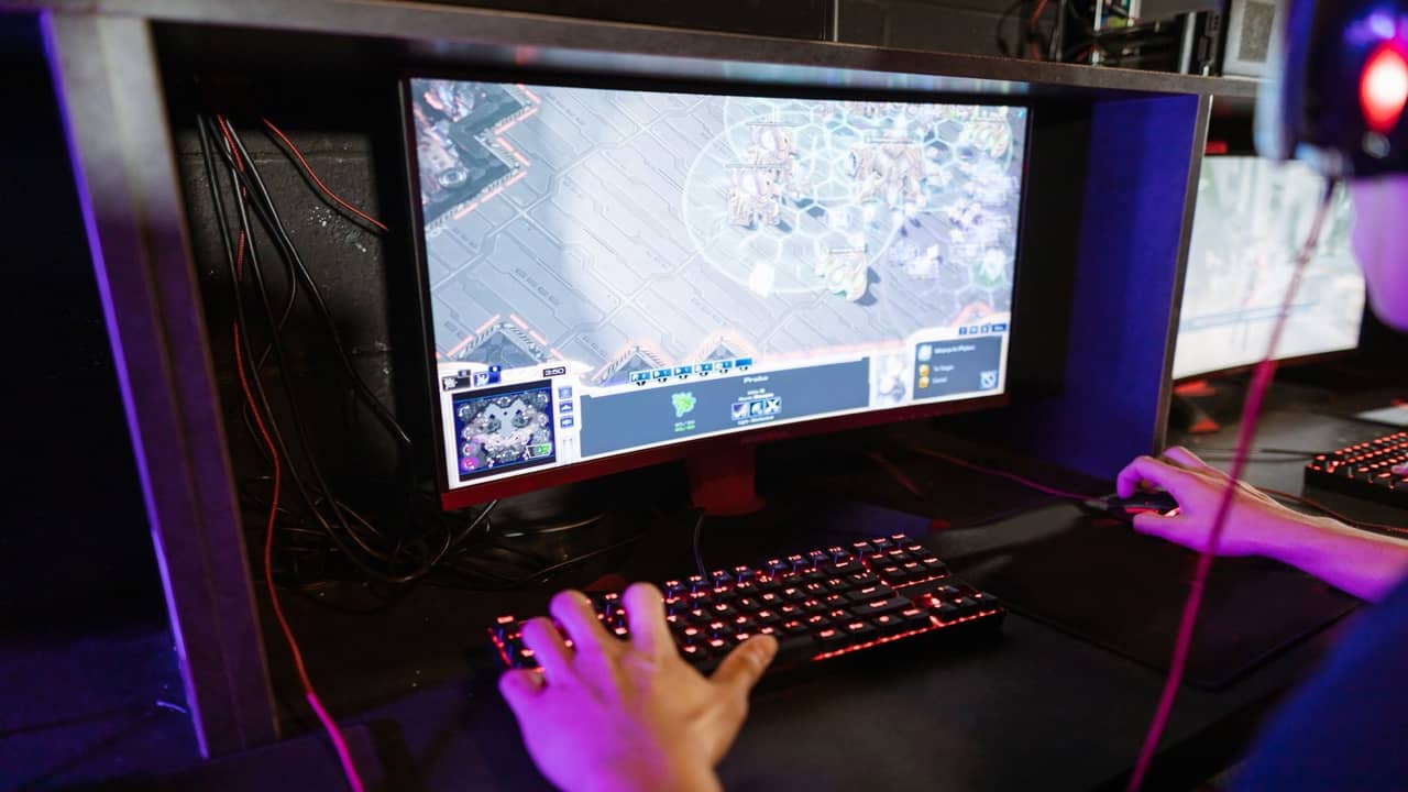 Low-latency Starlink setup for gaming in a Nigerian home office
