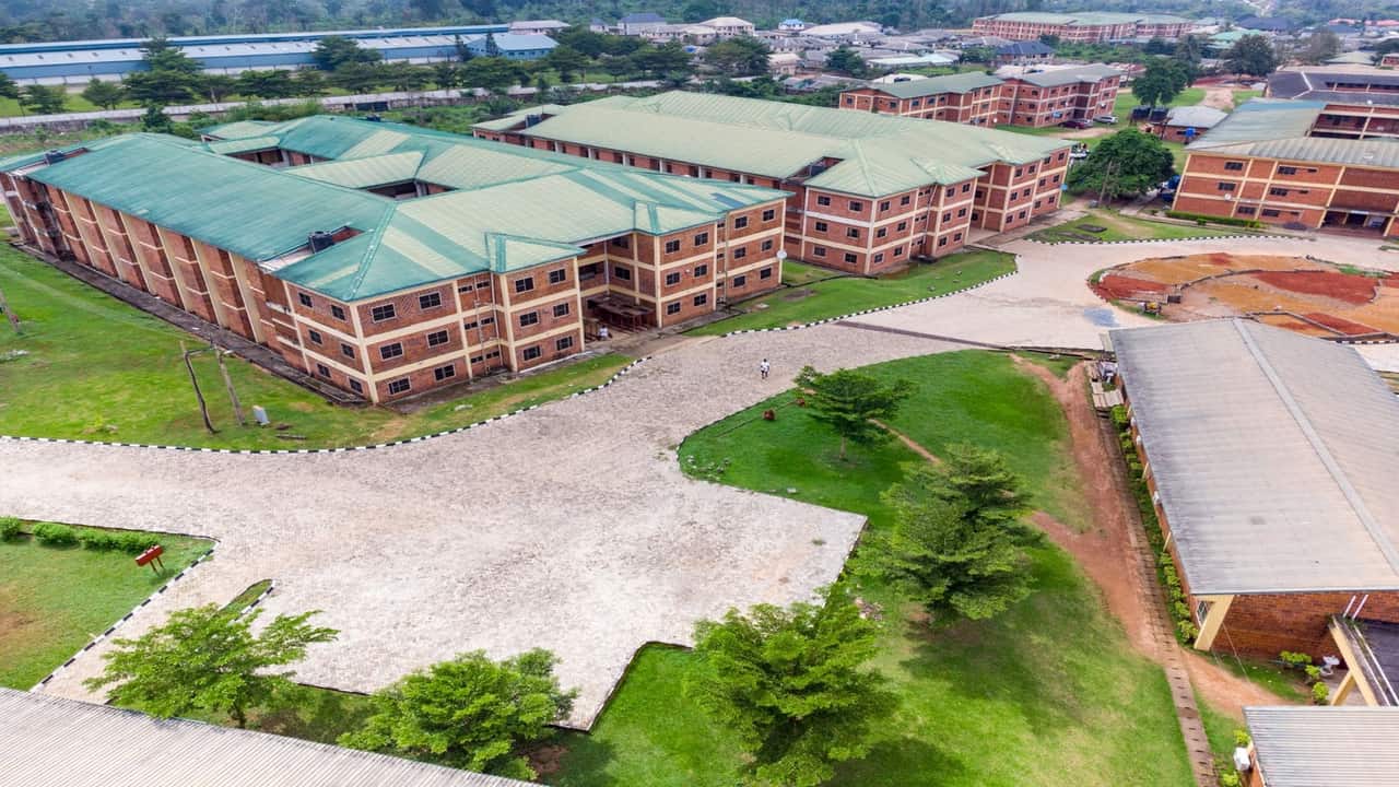 Starlink providing internet for students near UNN Nsukka Enugu State